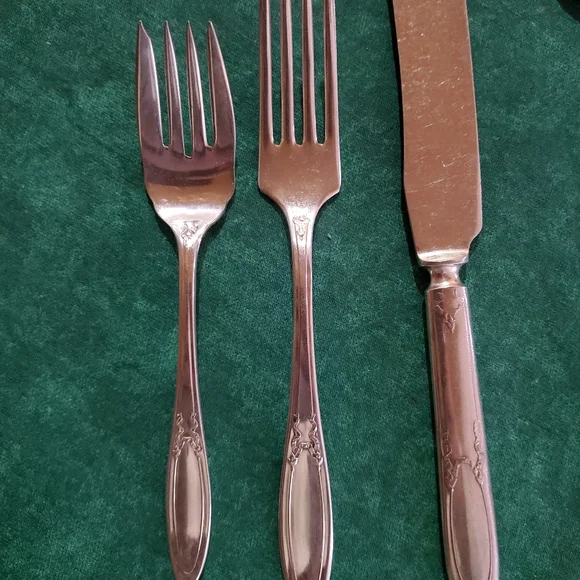 1915 - 46 Piece Antique Associated Silver Plated Yourex Panama Flatware Set - Picture 2 of 8